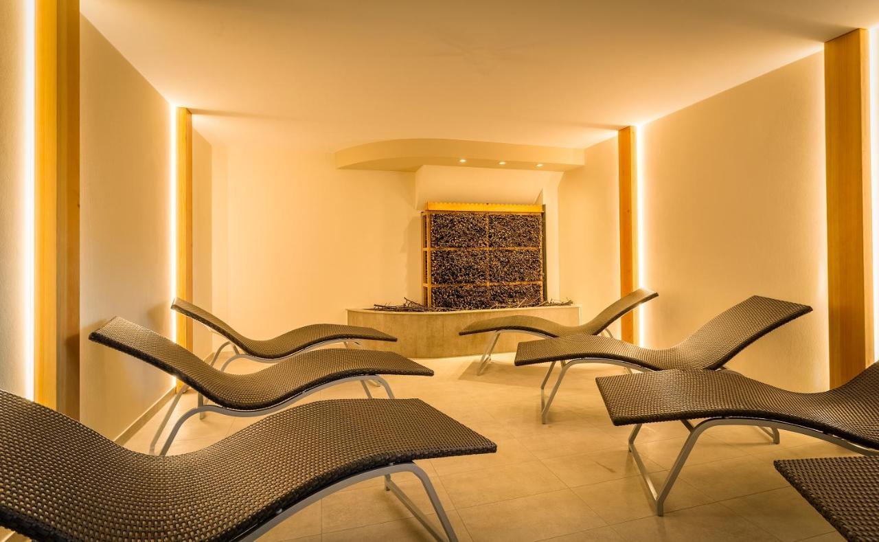 Ringhotel Warnemuender Hof Hotel 4*